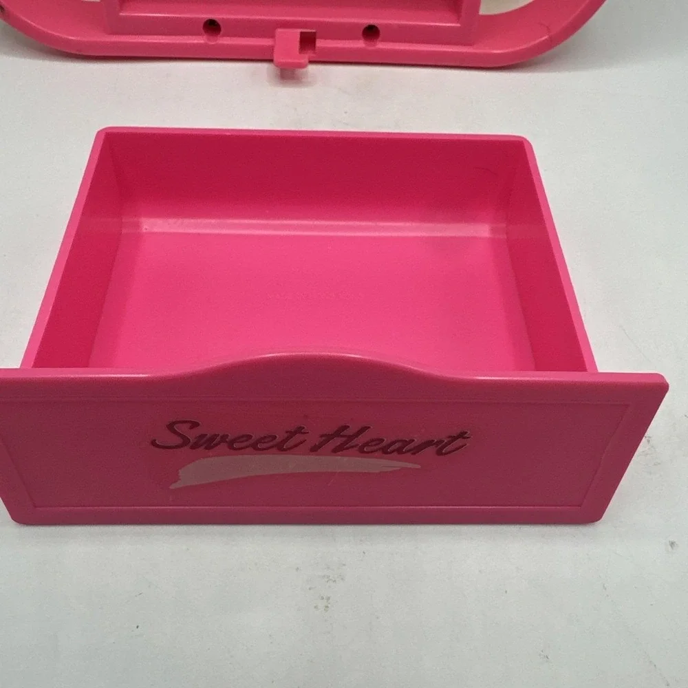 Radio Shack Sweetheart Vanity Case  Vintage